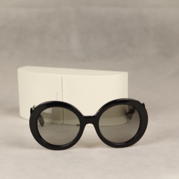 Prada Accessories - 🔥SOLD🔥